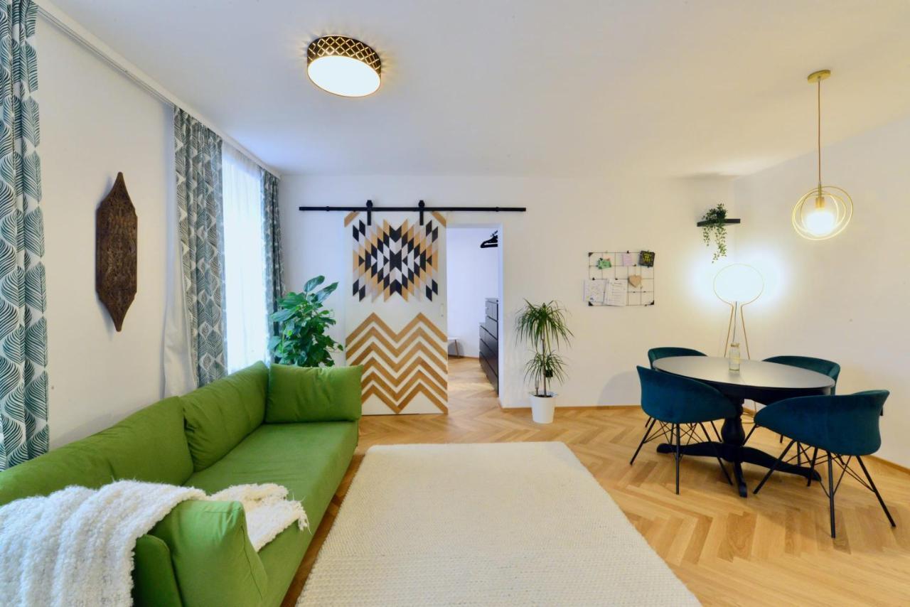 Appartement Modern Flat With Parking Space à Vienne Extérieur photo
