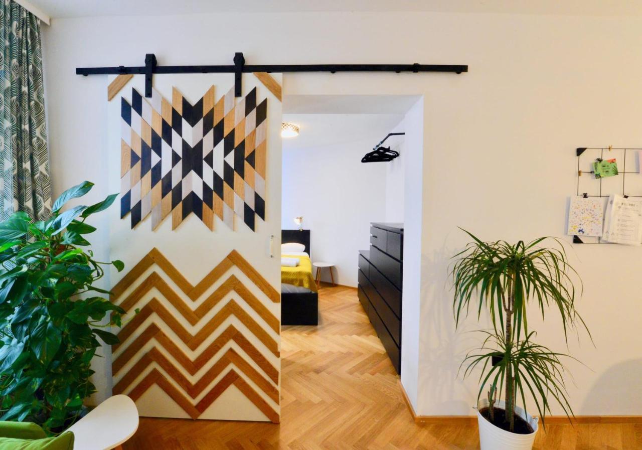Appartement Modern Flat With Parking Space à Vienne Extérieur photo