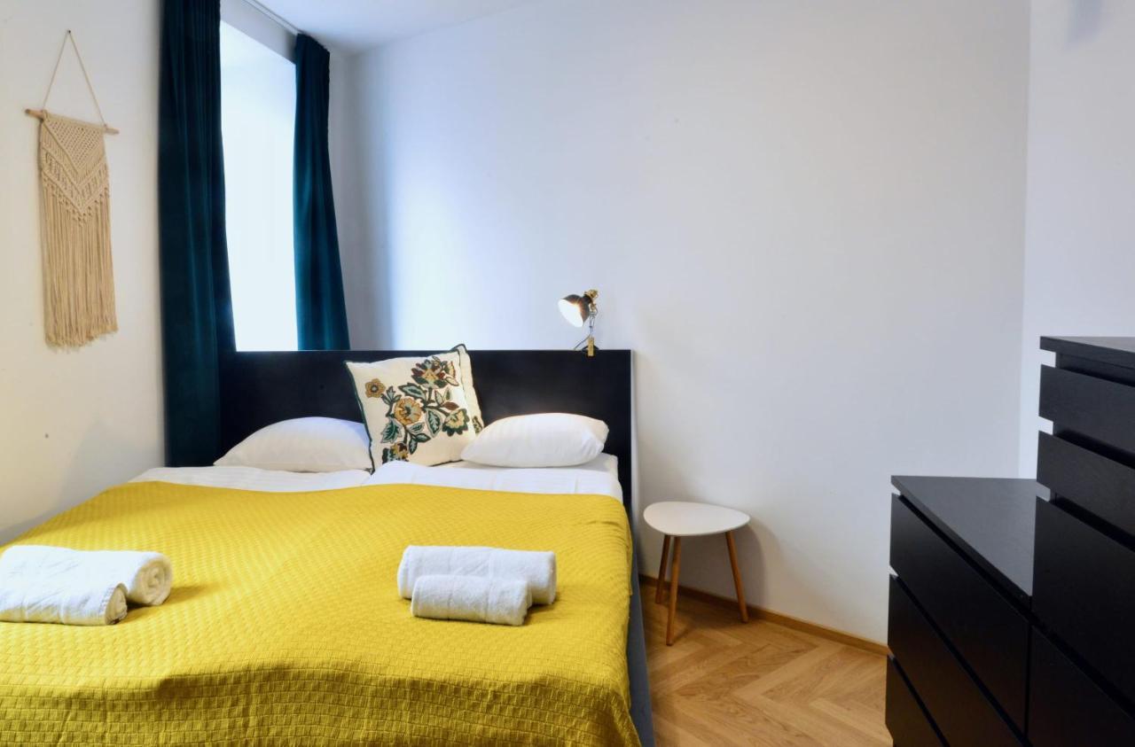 Appartement Modern Flat With Parking Space à Vienne Extérieur photo