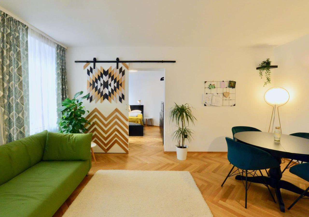Appartement Modern Flat With Parking Space à Vienne Extérieur photo