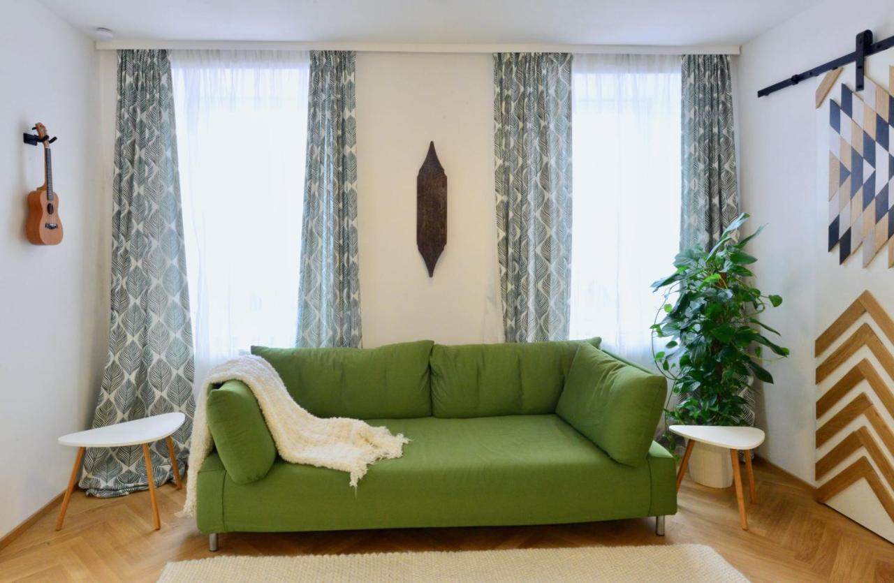 Appartement Modern Flat With Parking Space à Vienne Extérieur photo