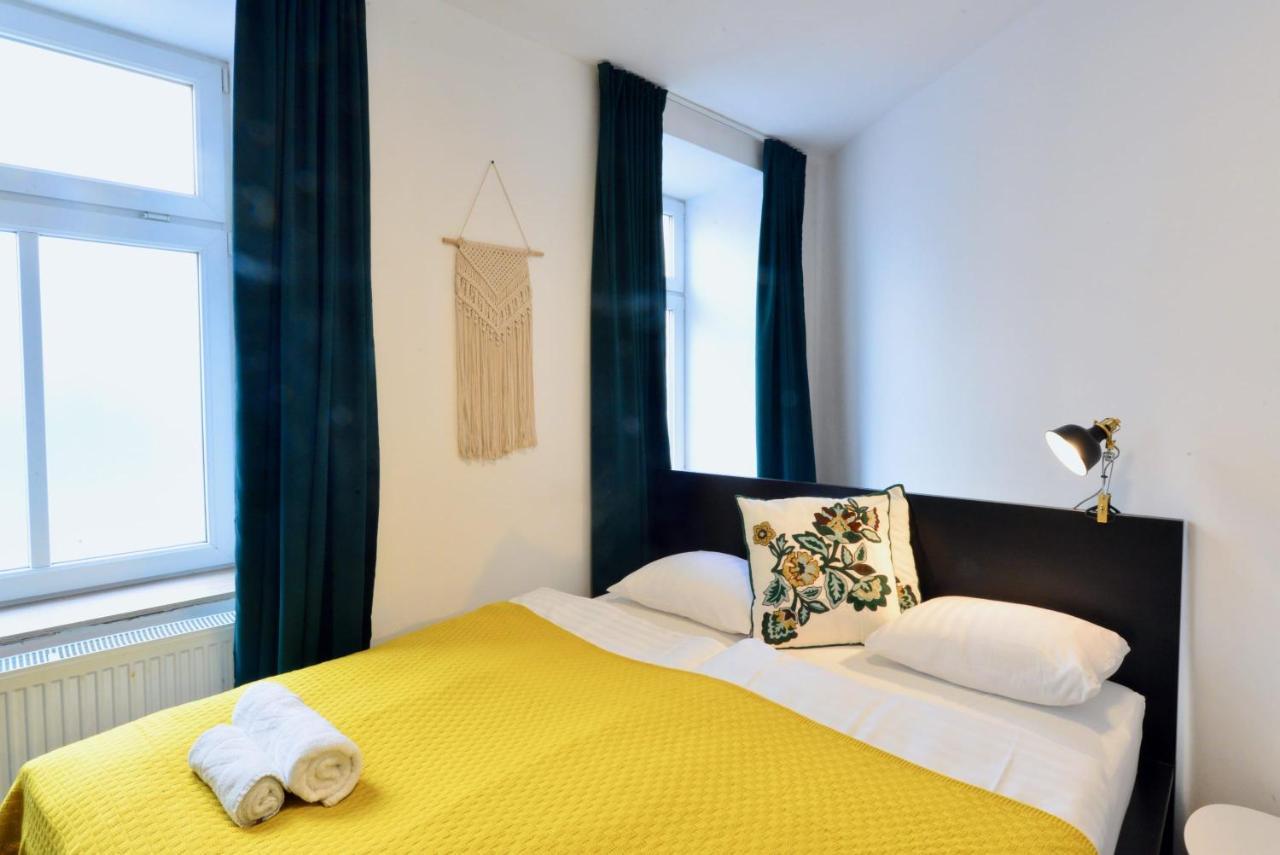 Appartement Modern Flat With Parking Space à Vienne Extérieur photo